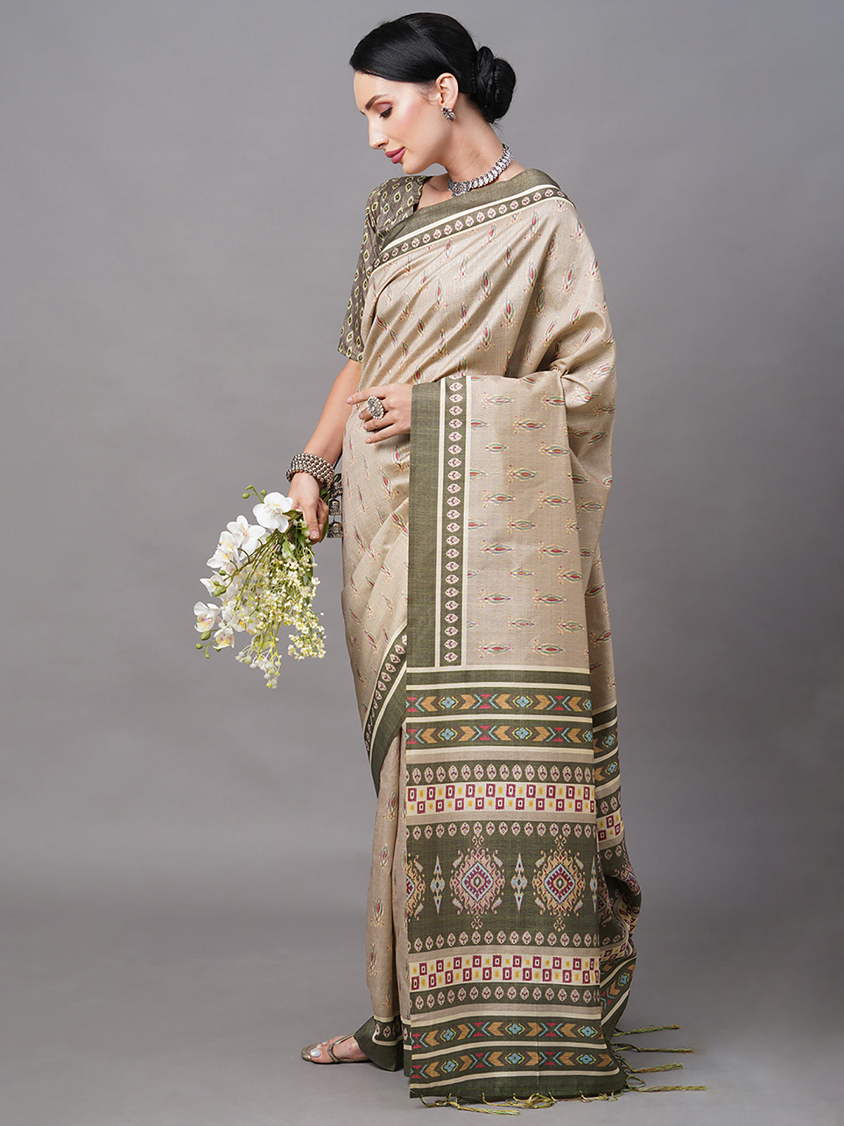 Light Green Blend Silk Digital Printed Saree With Unstitched Blouse