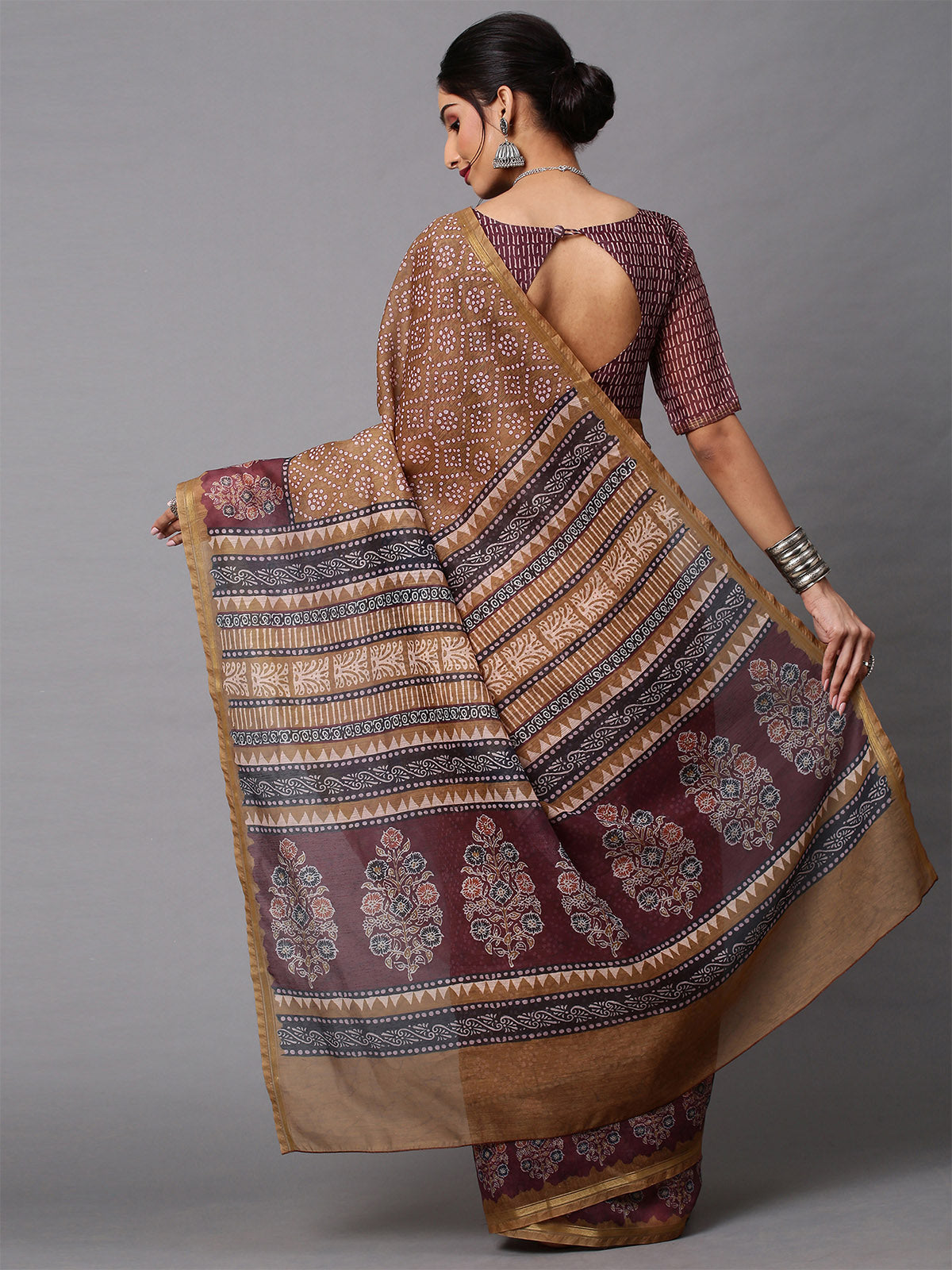 Brown Printed Linen Saree With Unstitched Blouse