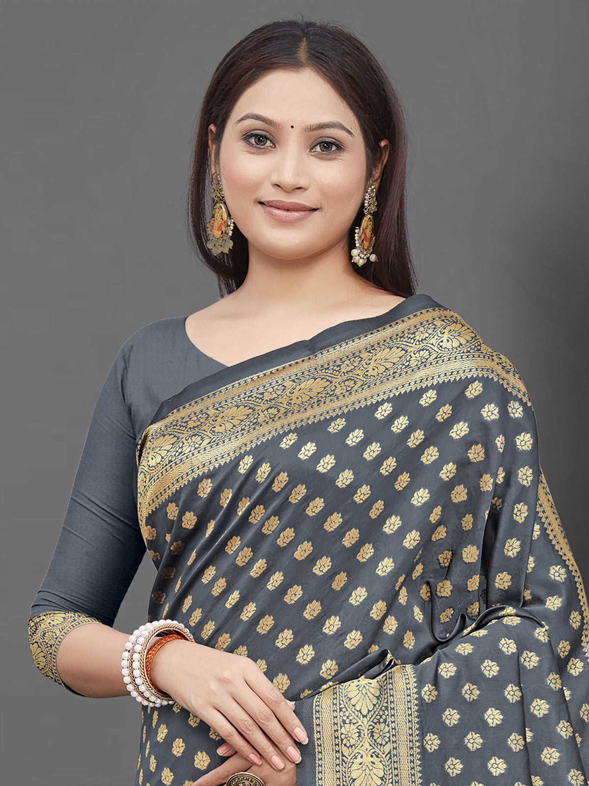 Odette Women Grey Woven Blend Silk Saree With Unstitched Blouse