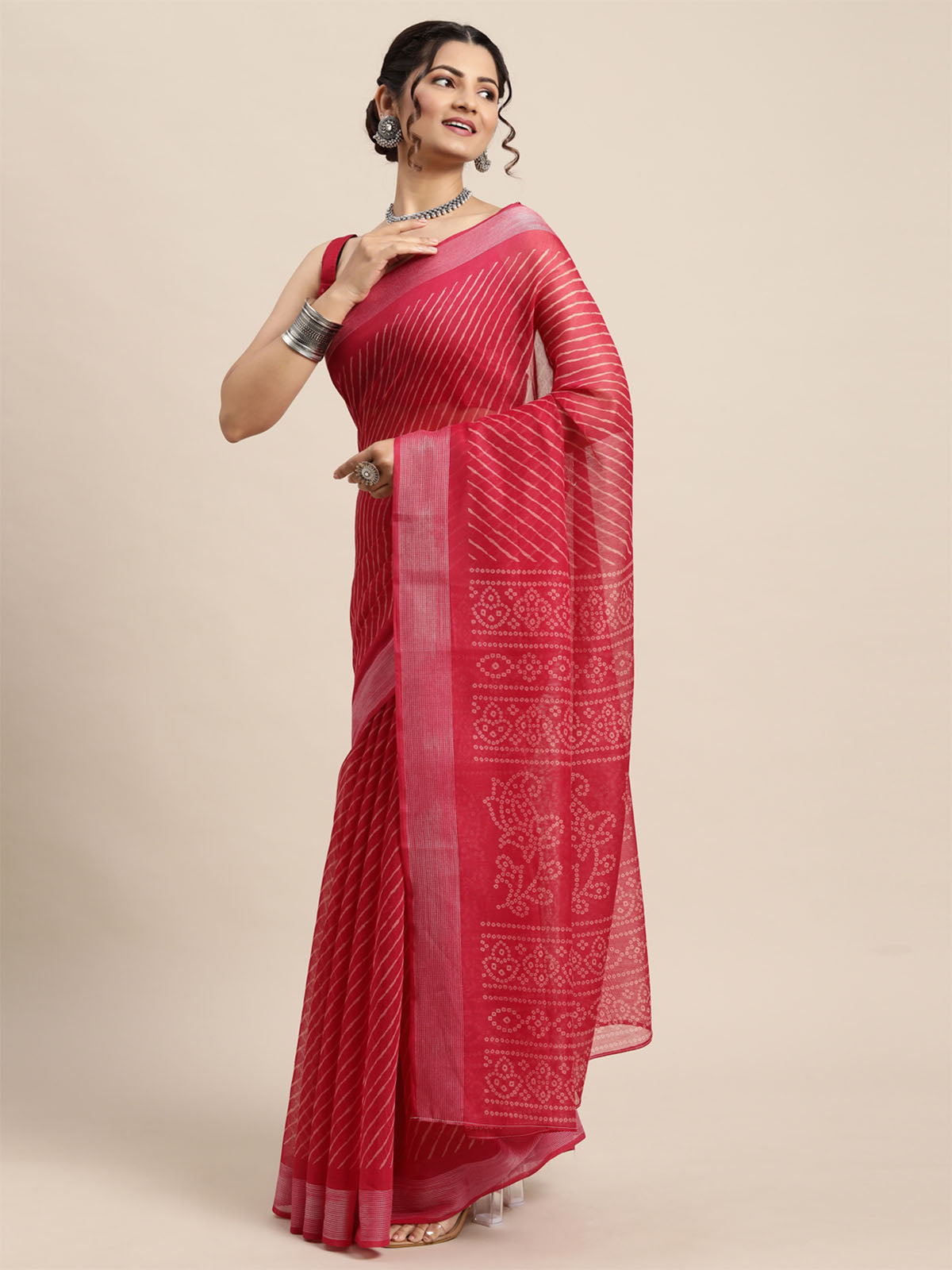 Odette Women Cotton Blend Pink Printed Saree With Unstitched Blouse