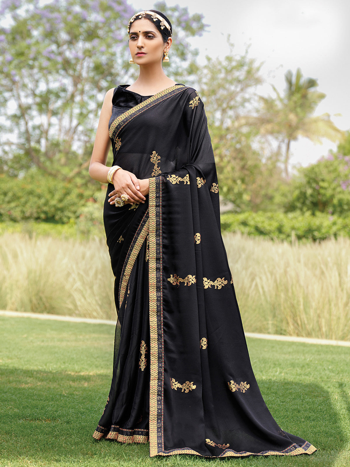 Odette Women Black Printed Chiffon Saree With Unstitched Blouse