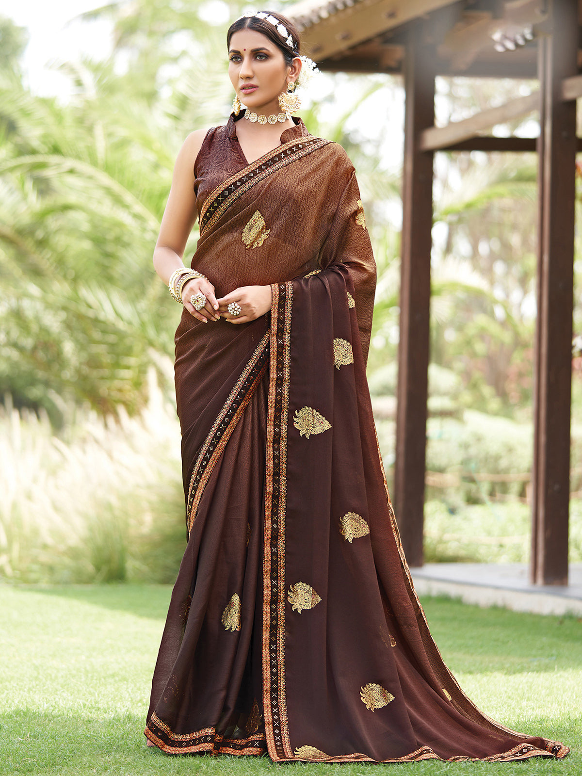 Odette Women Brown Printed Chiffon Saree With Unstitched Blouse