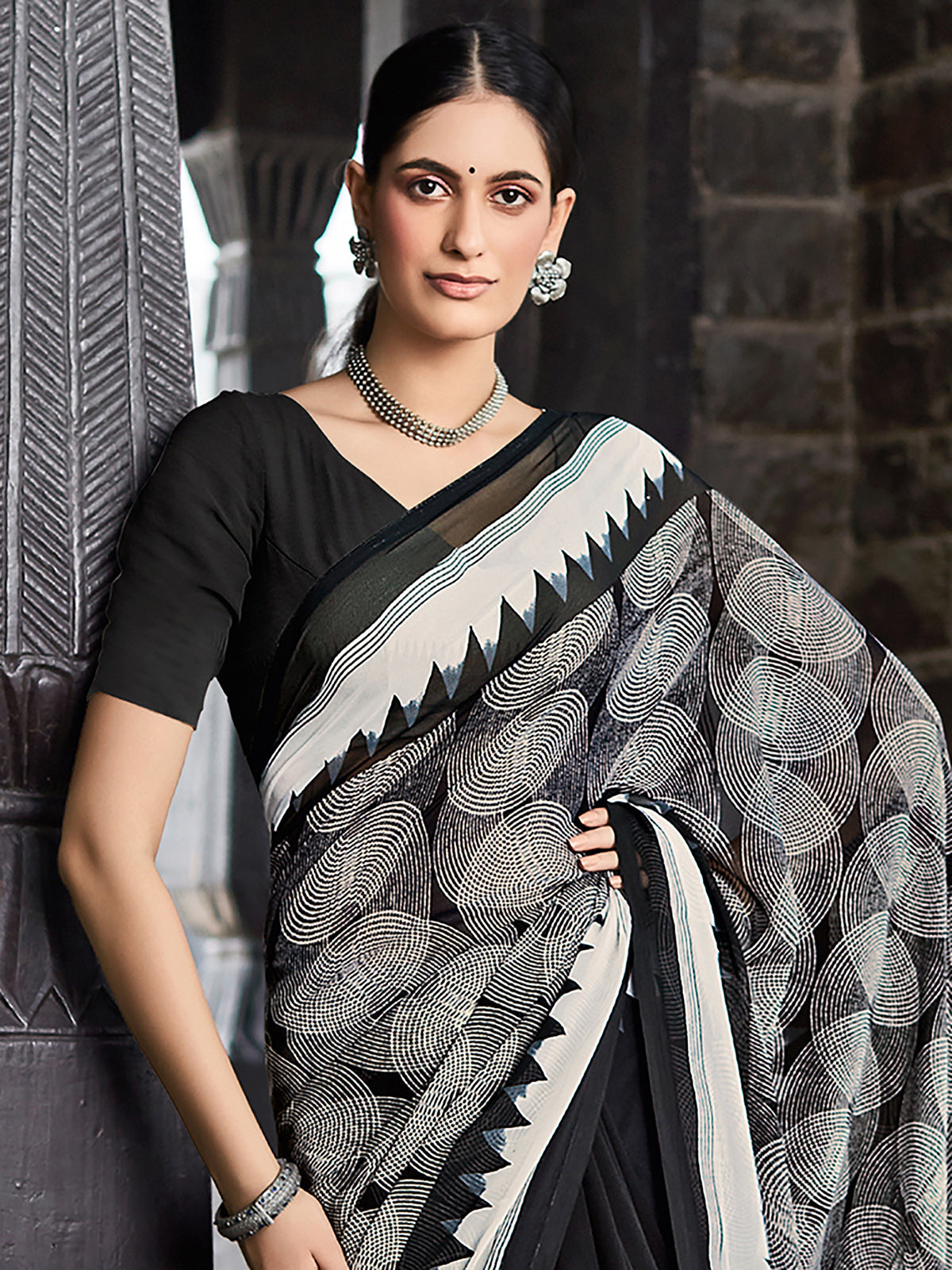 Odette Women Black Printed Georgette Saree With Unstitched Blouse