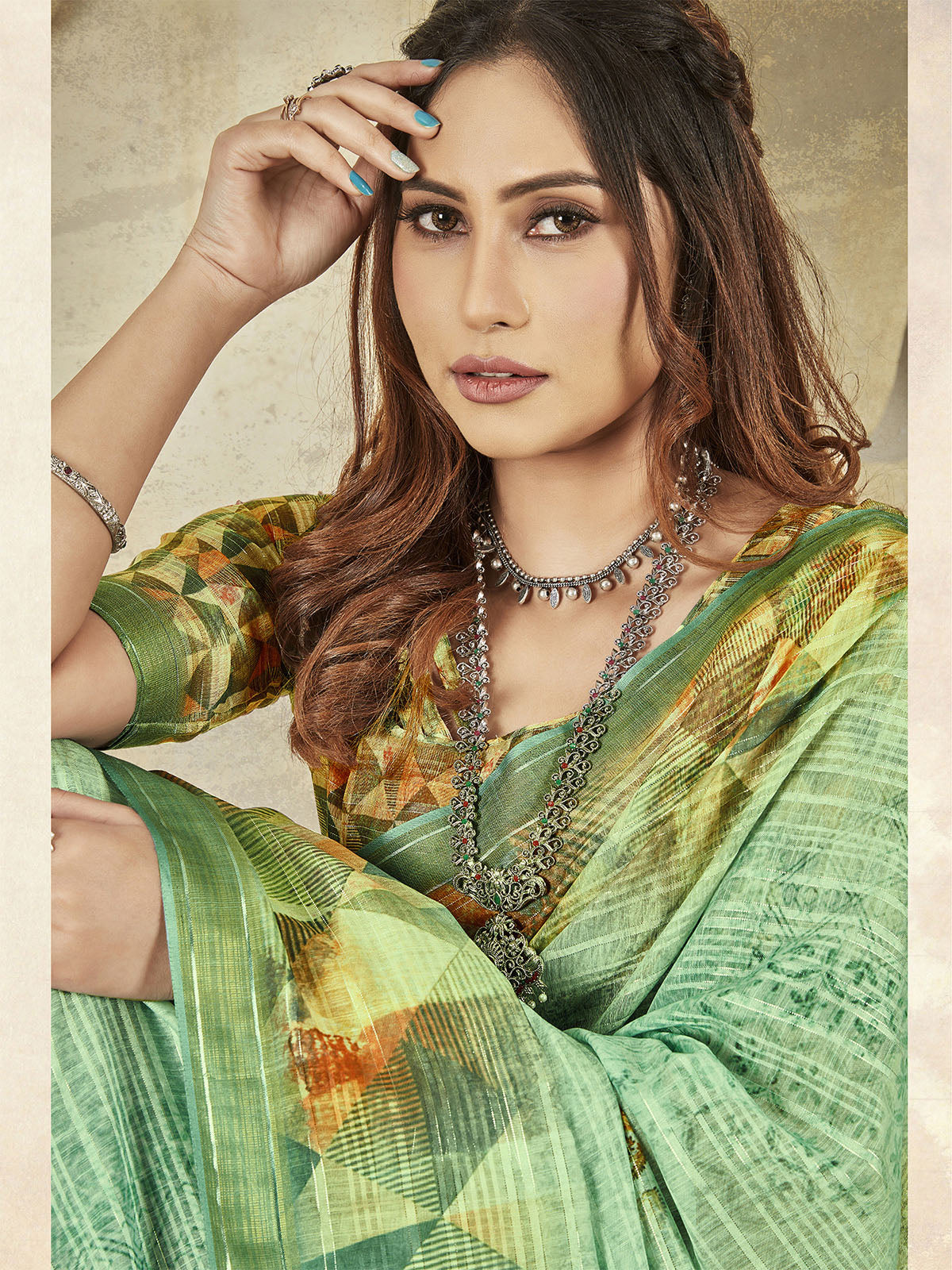 Odette Women Soft Silk Sea Green Printed Saree With Unstitched Blouse
