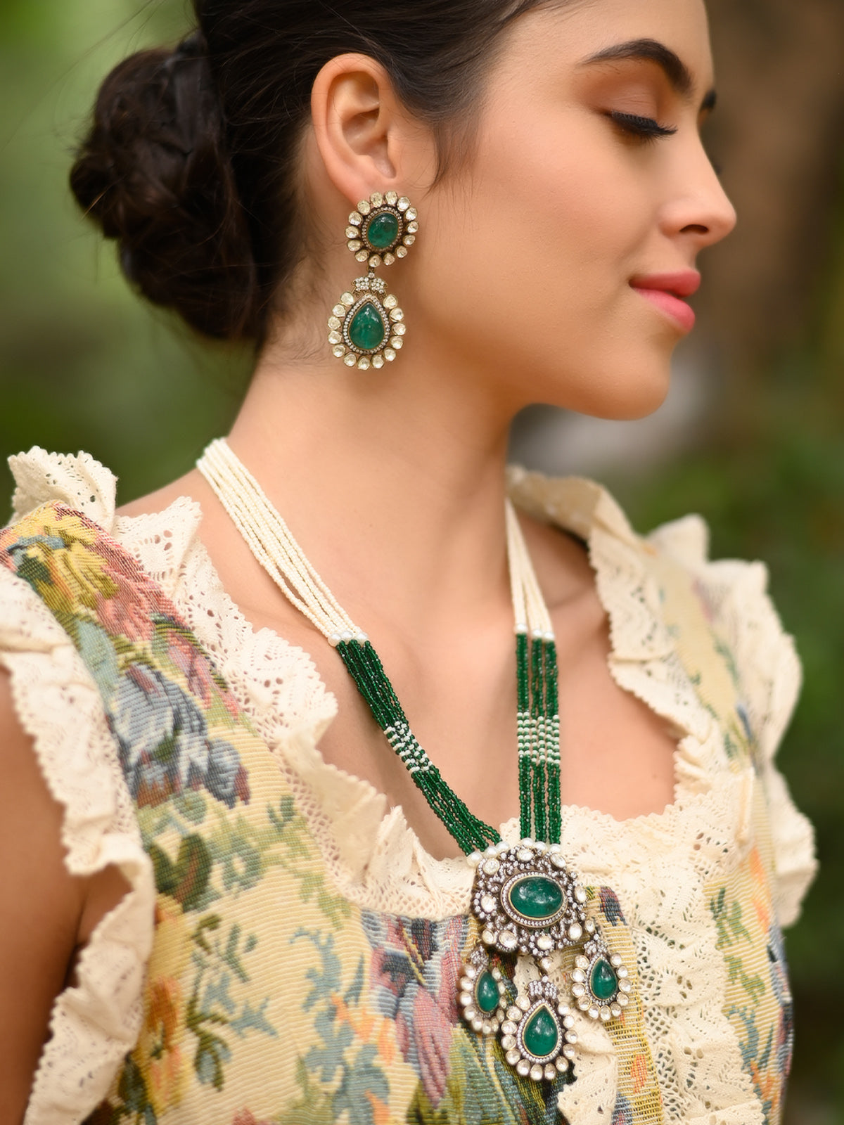 Gorgeous White and Green Long Necklace Set