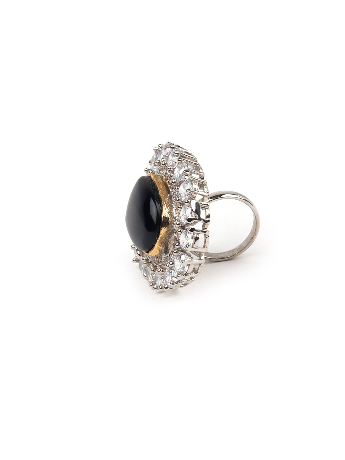 Royal Ring Studded With Dark Blue Stone