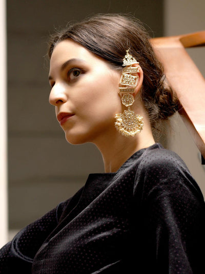 Always golden and sparkling dangle with kundan and pearl earrings - Odette