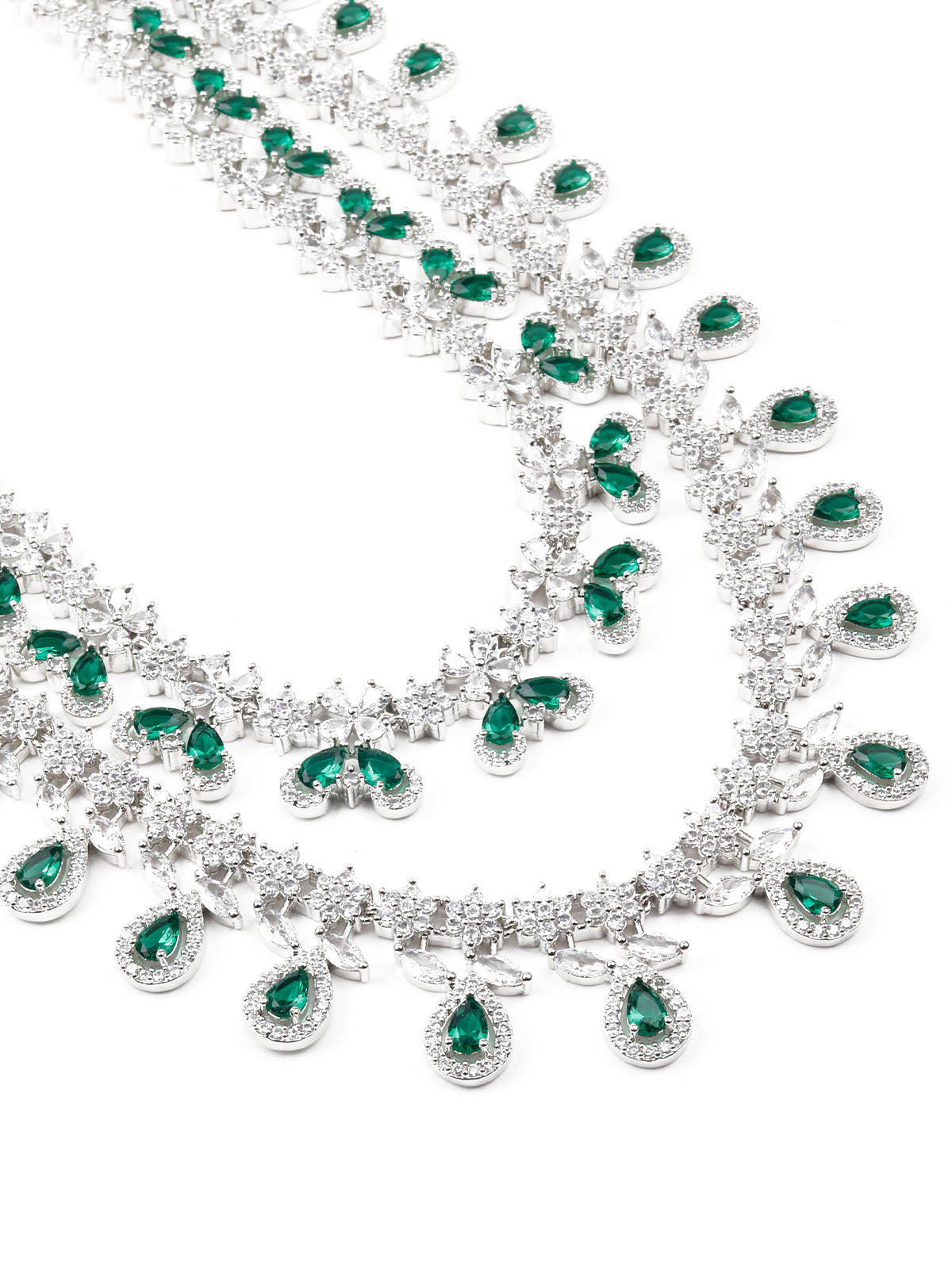 Odette Women Victorian Choker Necklace Set With Faux Emerald