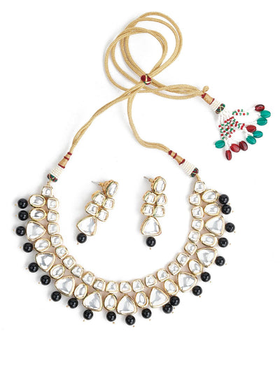 Beautiful Kundan and Black Mani Necklace Set! - Odette