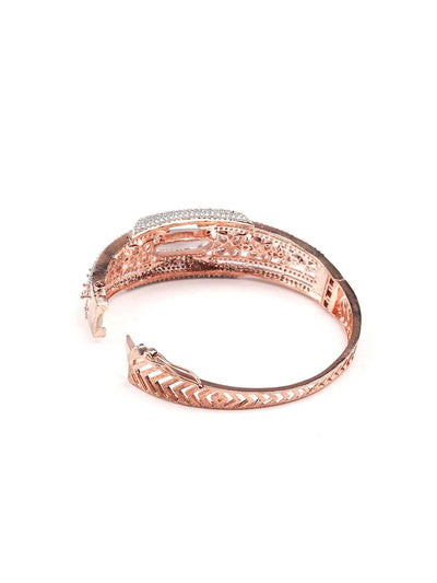 Elegance studded gold-tone bracelet - Odette