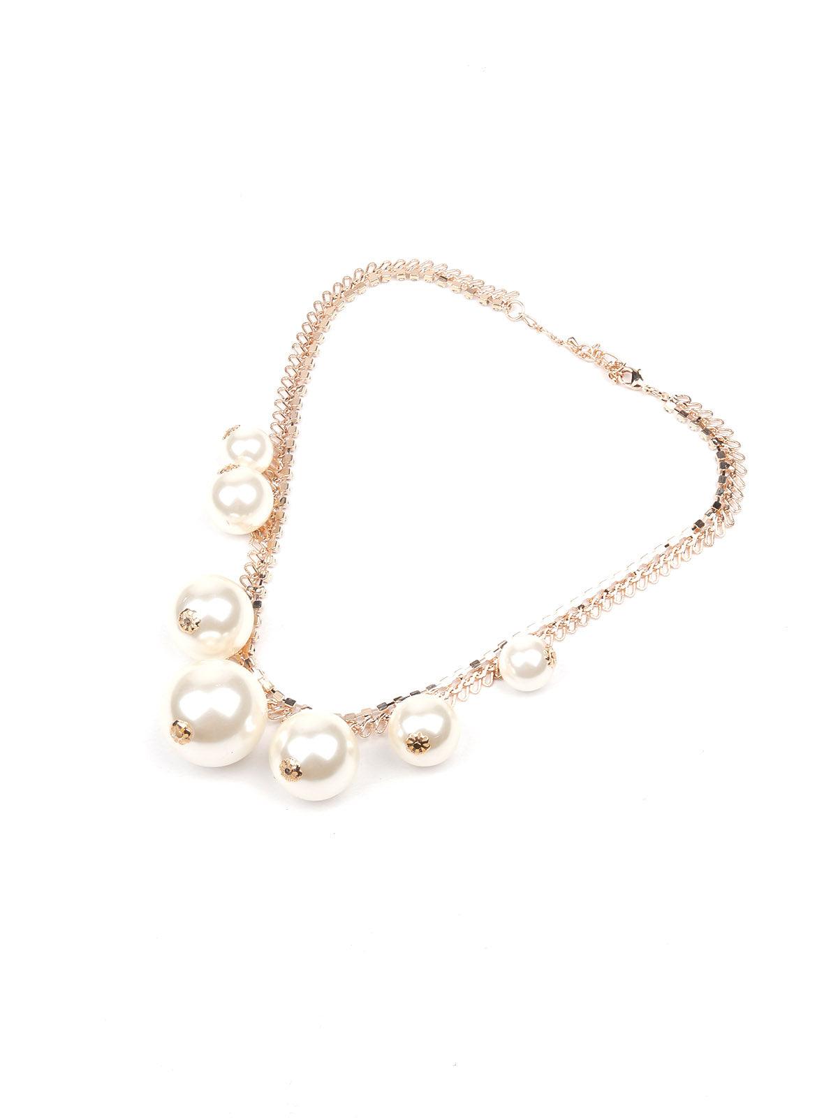 Gold-tone necklace embellished with artificial pearls - Odette