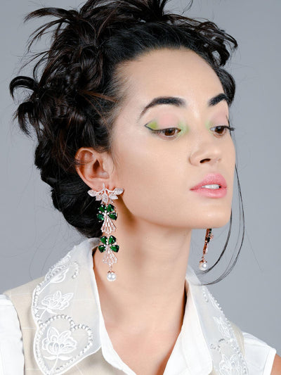 Gorgeous emerald colour graceful drop earrings - Odette