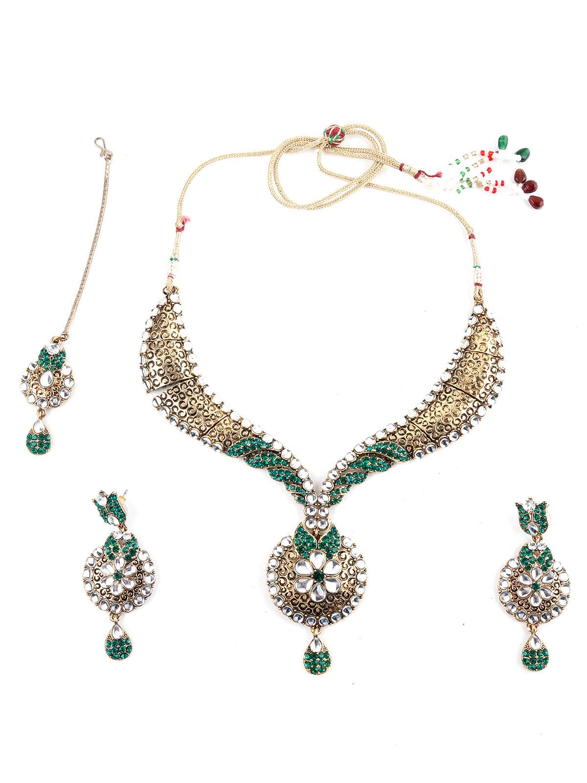 Green, White And Golden Kundan Choker Necklace Set - Odette