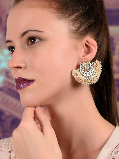 Mesmerisng half-moon pearl and kundan earrings! - Odette