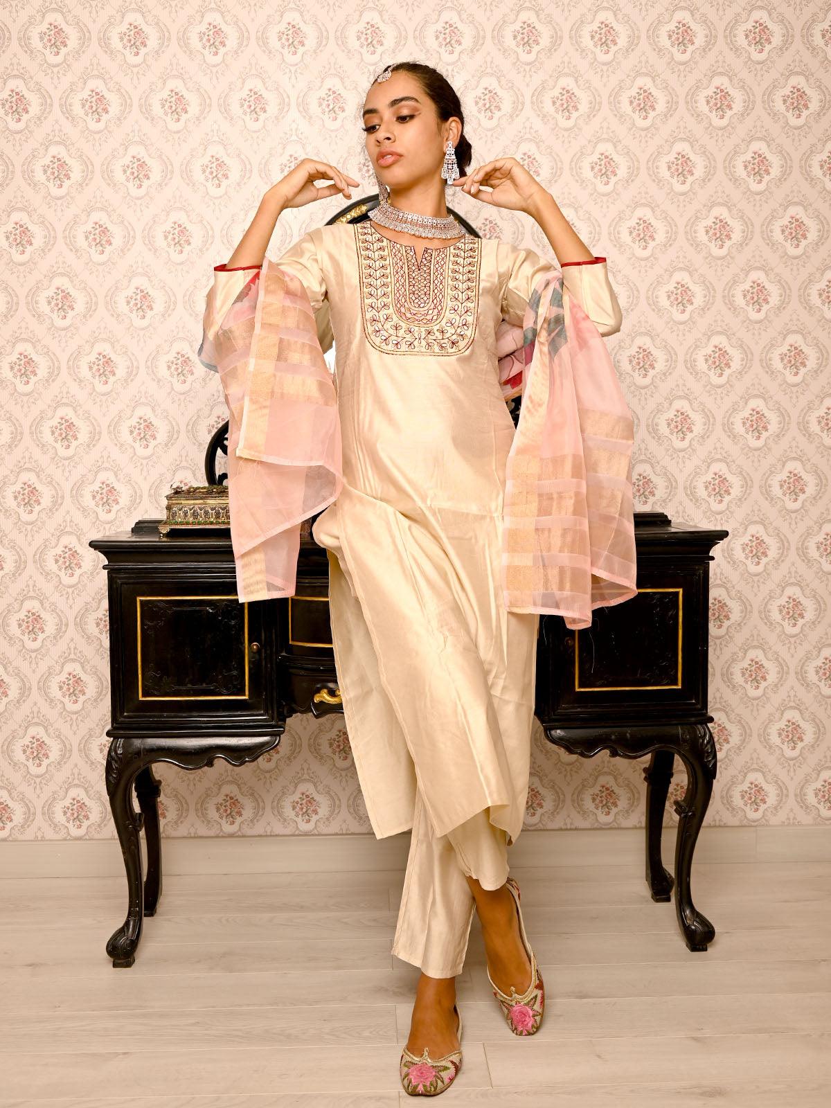 Indi Inside kurtaset  Buy Indi Inside Black Gota Lace Emblished Kurta  Trouser Dupatta set Of 3 Online  Nykaa Fashion