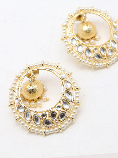 Round gold tone kundan and pearl earrings - Odette