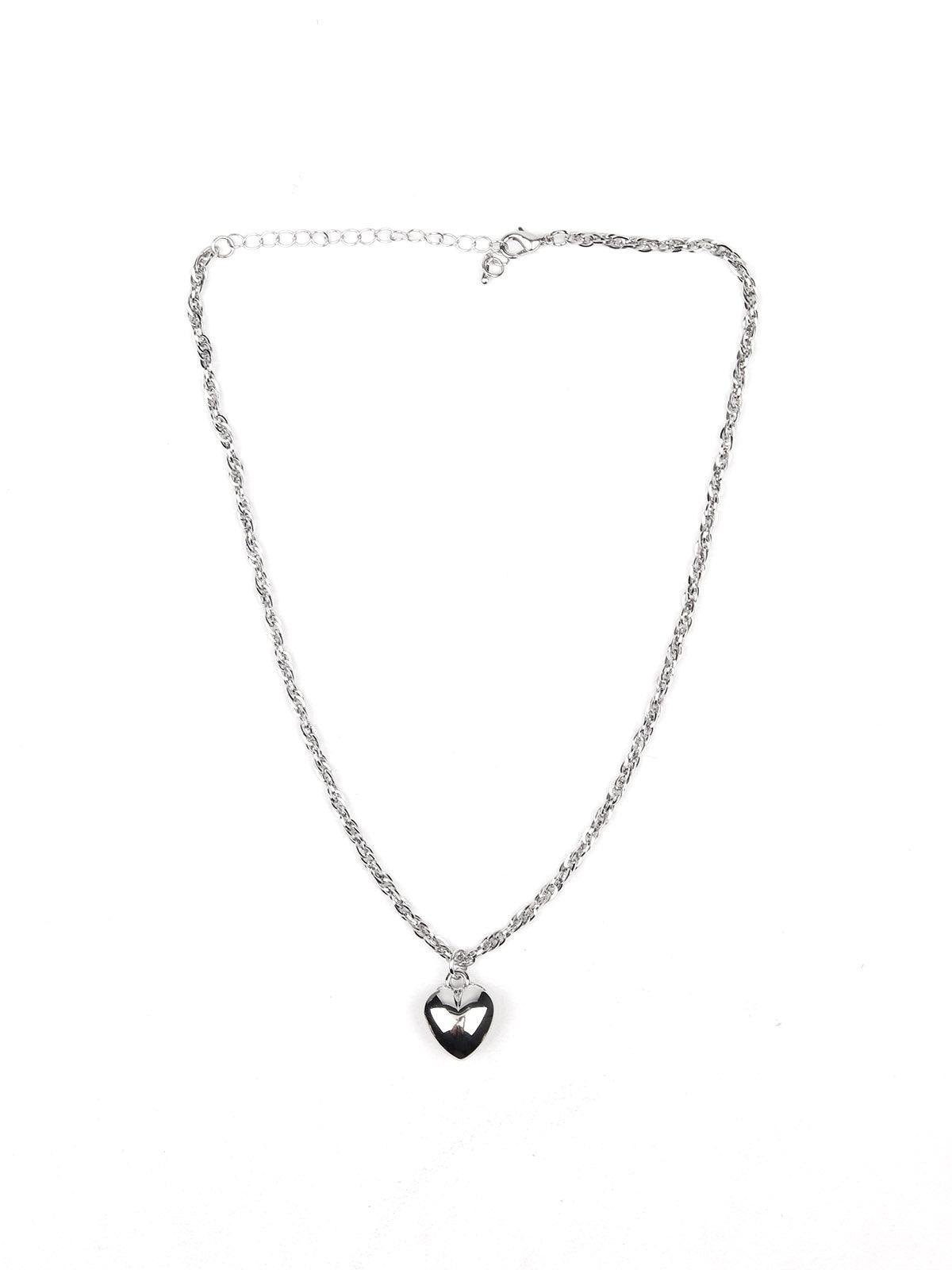 Magnetic Heart Necklace in Silver | Flaire & Co.
