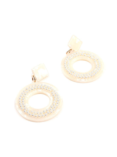 Snow white beaded hoop earrings - Odette