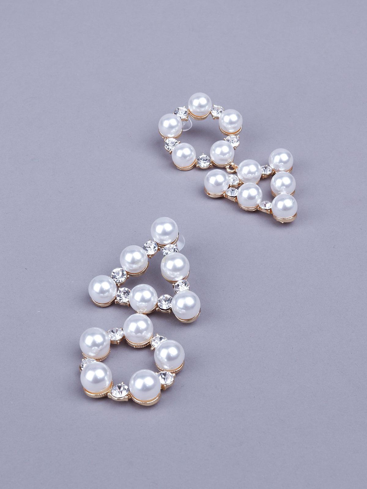 Stunning artificial pearl statement earrings - Odette
