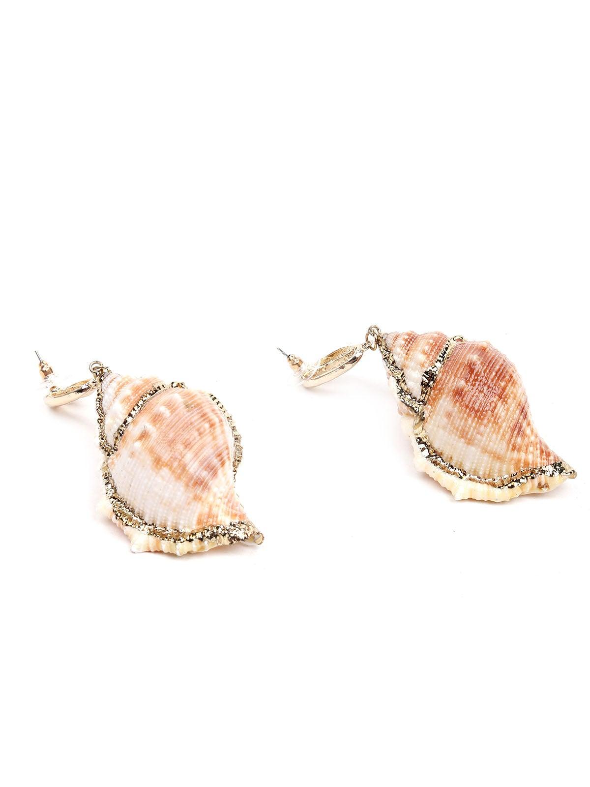 Stunning seashore shell earrings-Gold - Odette