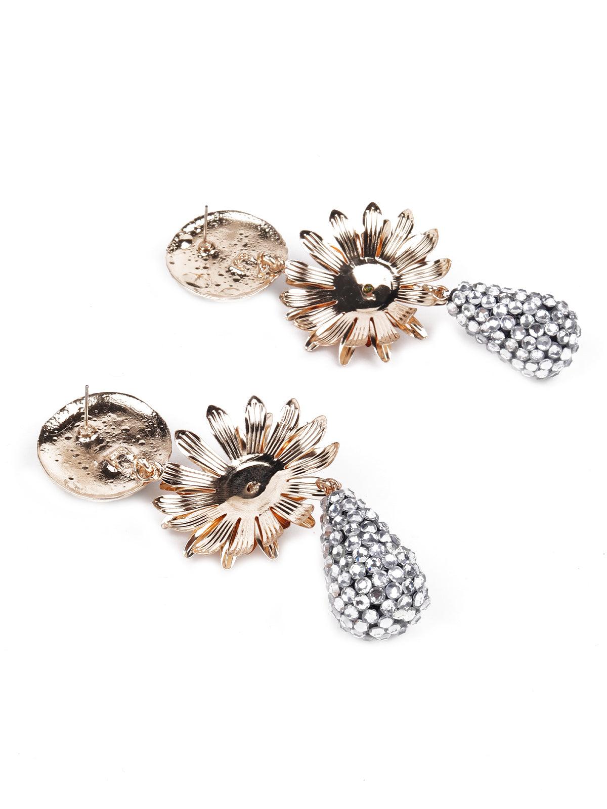 Super stylish golden floral statement earrings - Odette
