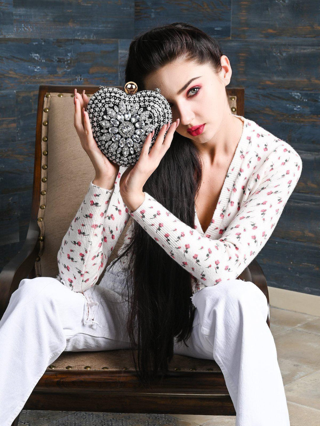 Buy SweetHeart Crystal Clutch bag – Odette