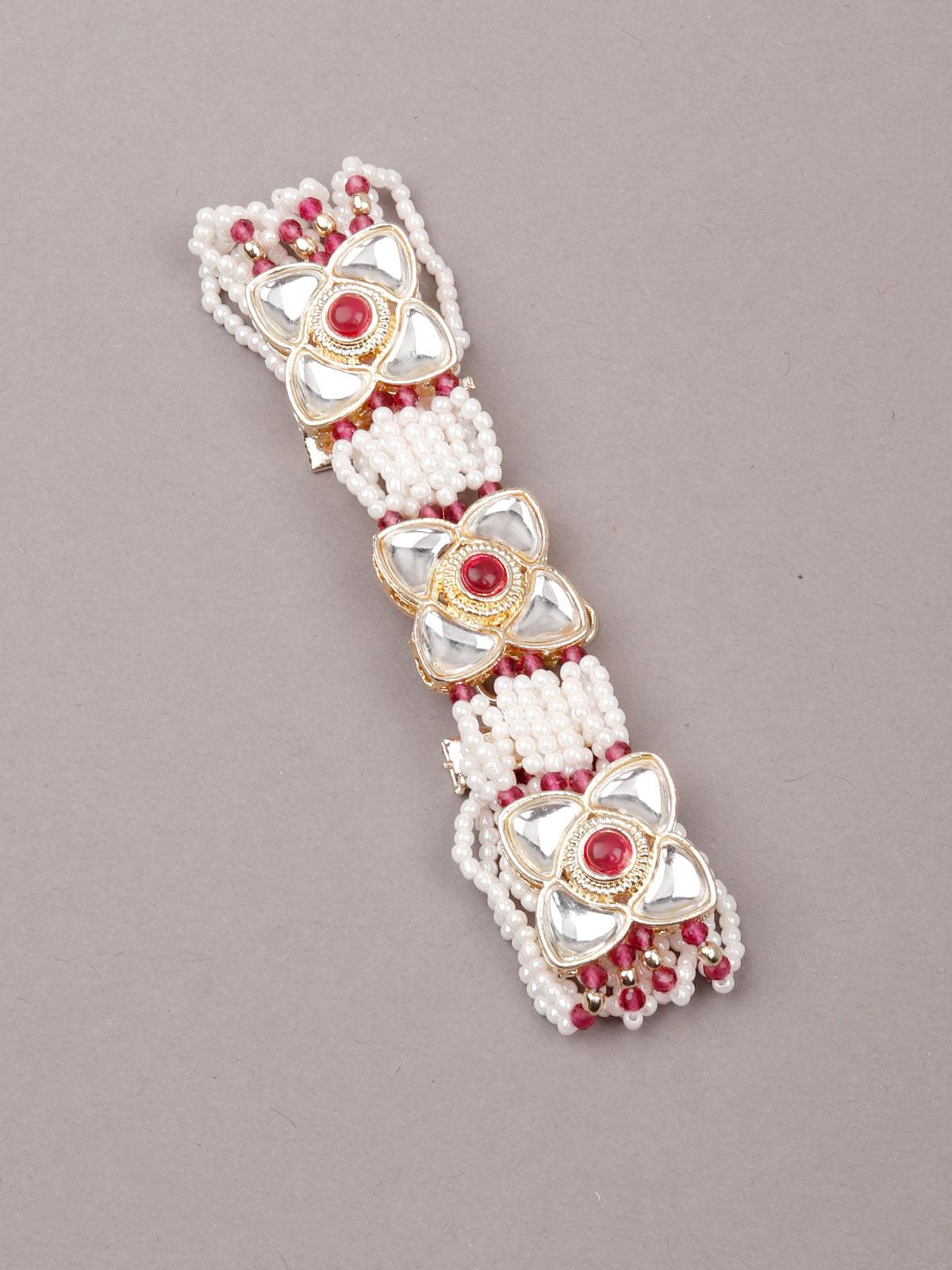 White and red beaded floral bracelet - Odette