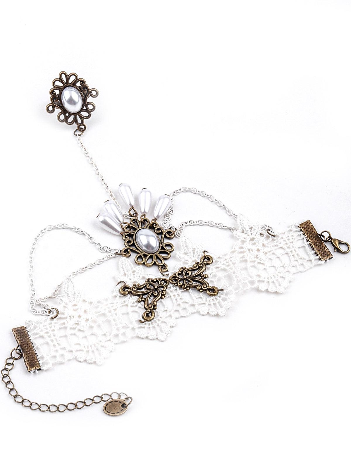 White lace bracelet secured with a ring chain - Odette
