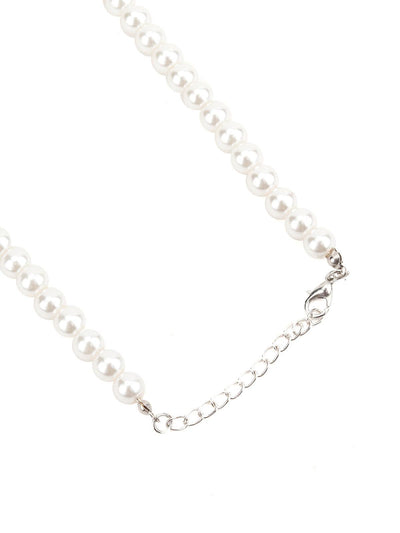 White Pearl Elegant Necklace - Odette